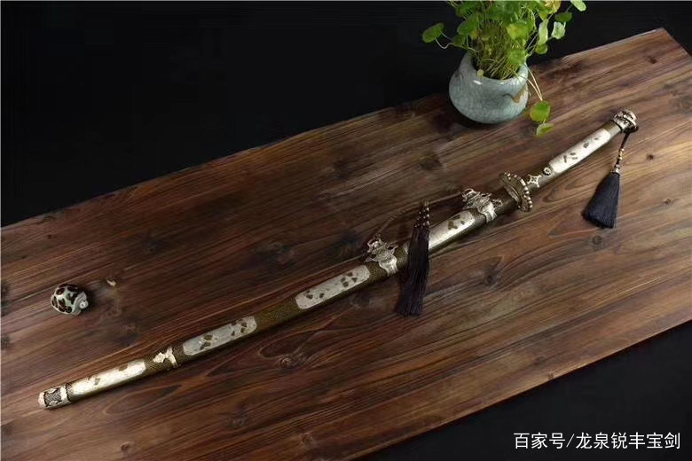 星空体育app下载-五香烤鸡翅的做法_五香烤鸡翅怎么做_梦桃缘的菜谱(图2) 星空体育app下载