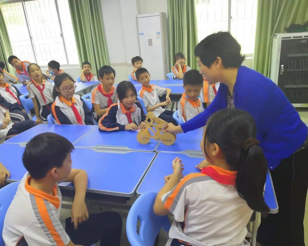 星空体育APP网站|
我校到大朗长塘小学开展了“3D打印与机构创新设计”的科普宣传(图8) 星空体育APP网站|
我校到大朗长塘小学开展了“3D打印与机构创新设计”的科普宣传(图8)